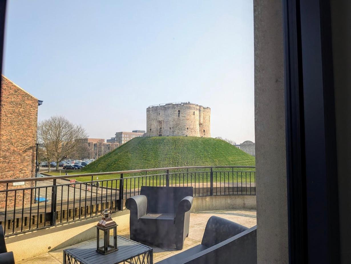 The Old Fire Station Luxury Apartment York Exterior photo